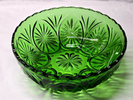 Vintage ANCHOR HOCKING 8&quot; Fruit / Vegetable / Chip Bowl MEDALLION GREEN ... - $219.29 MXN