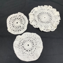 3 Crochet Doilies Handmade White Doily Bedroom End Table Wedding - £9.11 GBP