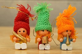 Vintage Wood Christmas Ornaments Handmade Musician 6164 Taiwan Knit Caps - $18.61