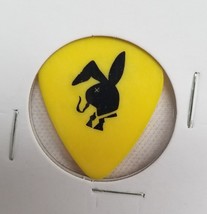 ALICE COOPER - VINTAGE OLD RYAN ROXIE CONCERT TOUR GUITAR PICK - $41.01 CAD