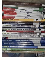 Grab Bag Book Lot of 10lbs of randomly selected nonfiction books Educati... - €13,63 EUR Grab Bag Book Lot of 10lbs of randomly selected nonfiction books Educati... - €13,63 EUR