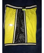 Nike Dri Fit DNA + Basketball Shorts Size Large Yellow Black White - $56.71 CAD
