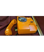 Vintage Telephone analog orange [INS10256] - $1,614.96 MXN