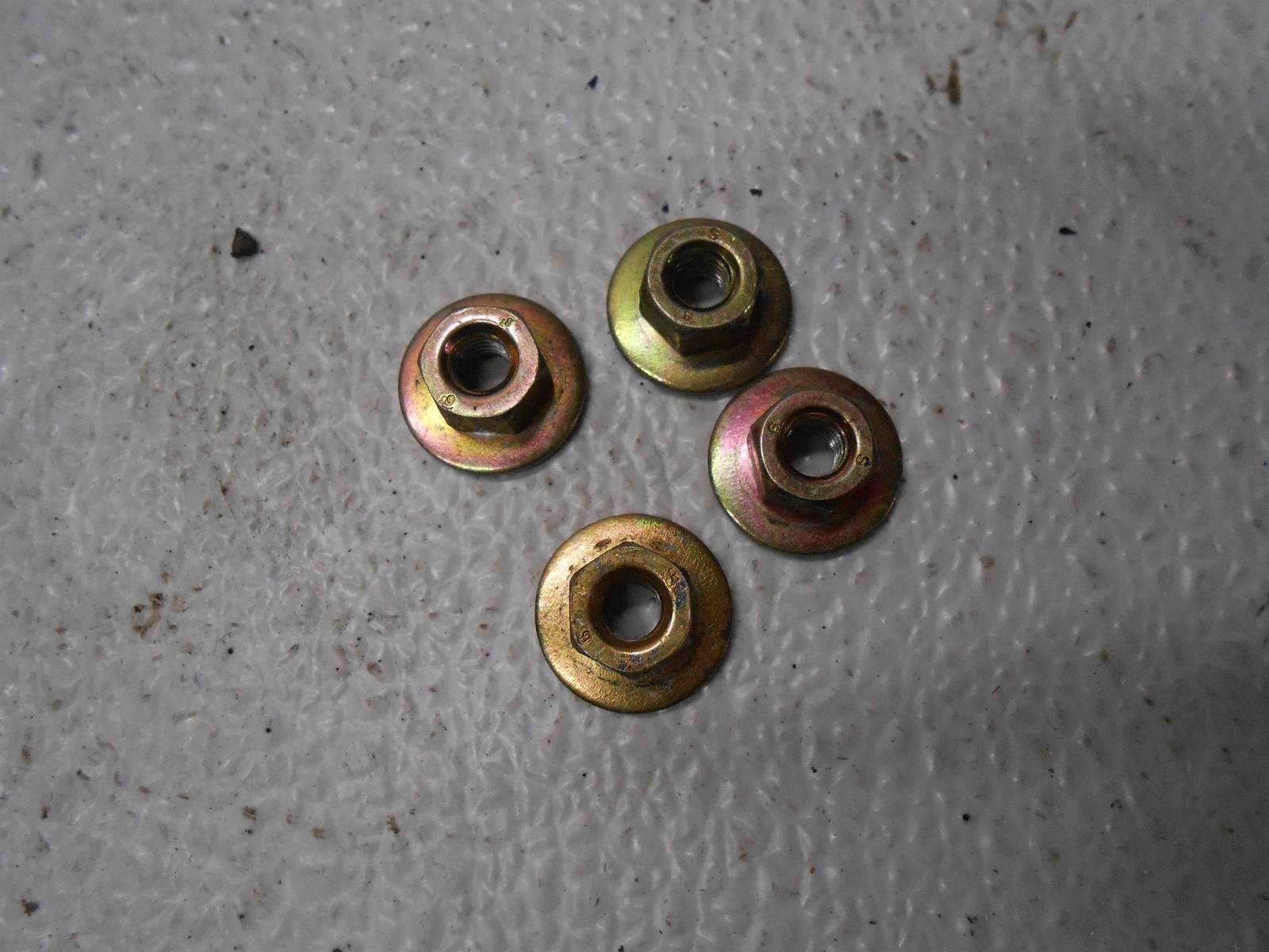 1999 Ford F250 Mirror Nuts Right Or Left - $29.99