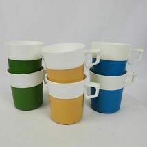 Vintage Mid Century Coffee Cups Plastic Green Yellow Blue SET OF 6 - $328.15 MXN
