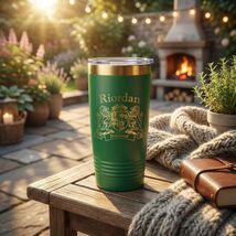 Riordan Irish Coat of Arms Green Rose Travel Mug - $27.44