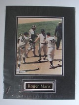Roger Maris New York Yankees Hot Shots Usa, Inc. 12&quot; X 16&quot; Double Matted Photo - £17.62 GBP