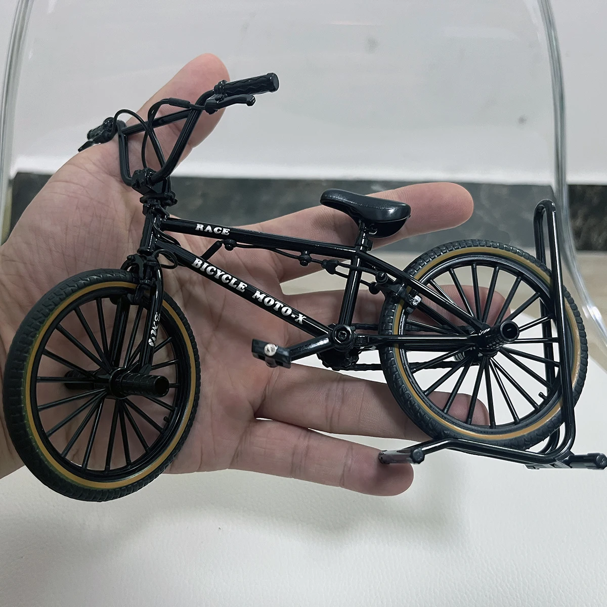 1:8 Mini Model Alloy Bicycle Diecast Decoration Metal -002Black Foam Box - $13.44