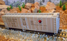 HO Scale: Athearn Northern Pacific Railway Box Car Model Railroad Train Toy Gift - £22.67 GBP