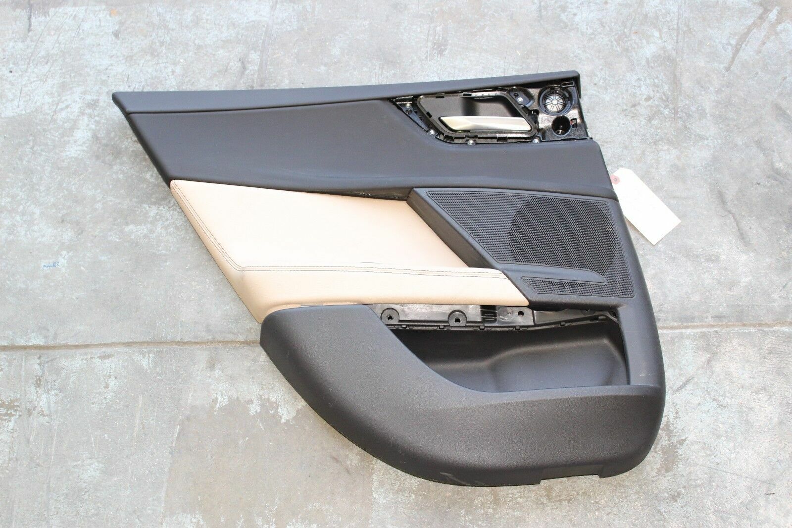 2017 JAGUAR XE SEDAN REAR LEFT DOOR PANEL ASSEMBLY X2495 - $299.99