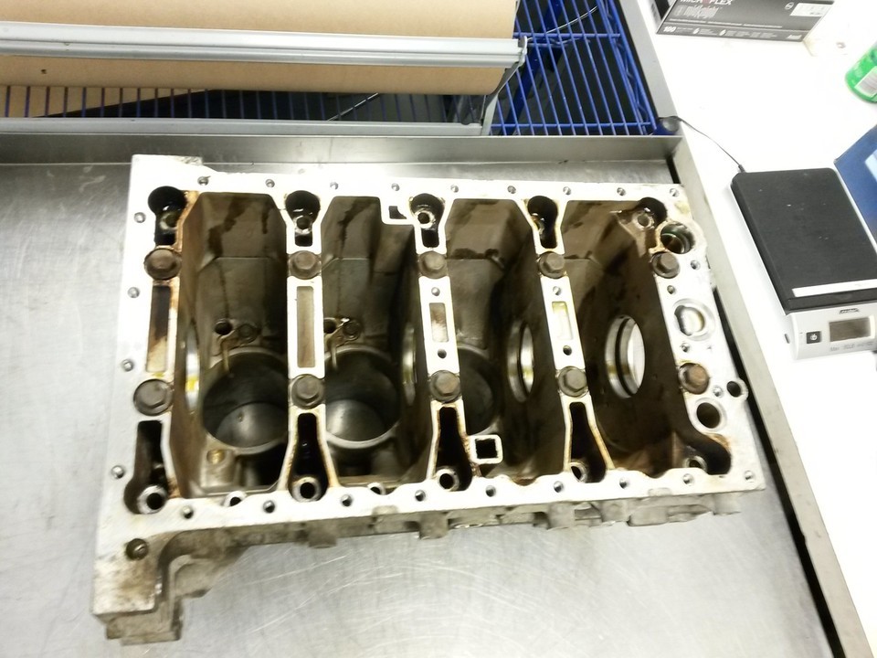 Bare Engine Block Needs Bore For 00-04 Volvo S40  1.9 - $545.69