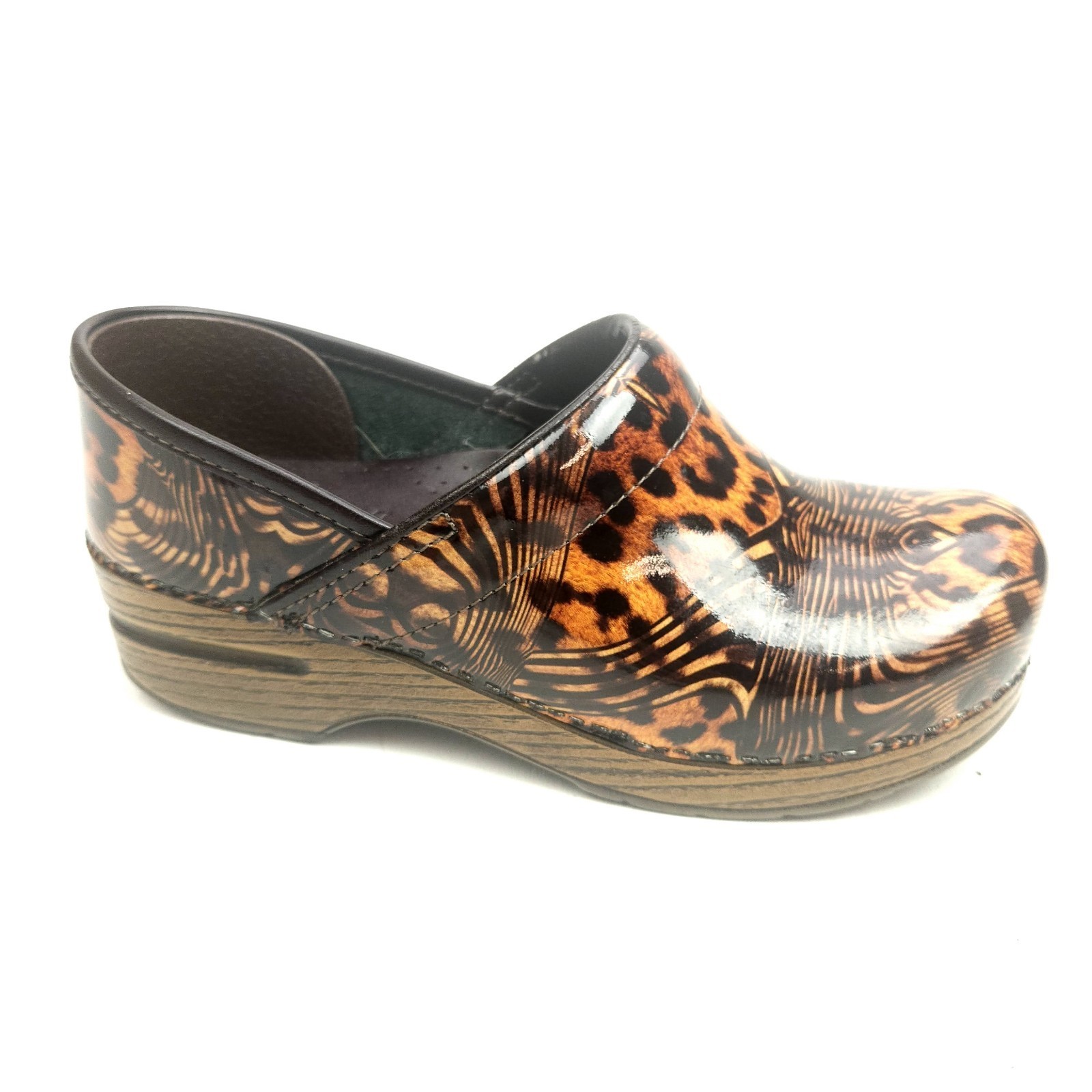 Dansko Women Sz 37 US sz 6.5-7 Cheetah Print Slip On Comfort Casual Clogs - £30.35 GBP