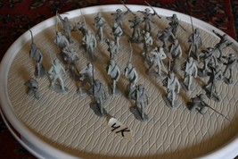 lot 31 each marx civil war calvary 54mm figures Rare #4k - $60.45