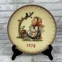 Hummel 1978 Annual Plate Girl With Bird No 271 Goebel Germany 7.5 Inches - $15.23
