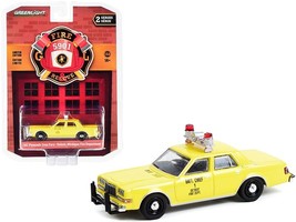 1982 Plymouth Gran Fury Yellow &quot;Detroit Fire Department Battalion Chief ... - $675.56 MXN