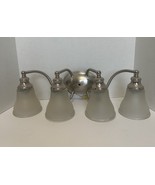 4 Light Wall Vanity Satin Nickel - $552.22 MXN