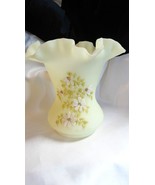 Fenton Art Glass Hand Painted Daisies on Uranium Vaseline Custard Ruffle... - £99.91 GBP