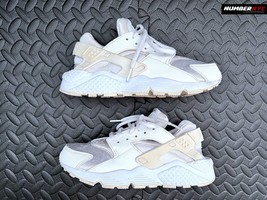 Nike Air Huarache Run Women&#39;s Size 7 White Running Shoes Sneakers 634835... - £43.01 GBP
