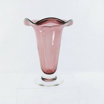 Vase Hand Blown Glass Trumpet Shaped Purple Amethyst Ruffled Top on Stemmed Base - £26.71 GBP