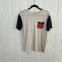 Quiksilver T Shirt Mens Medium Pocket Logo Sleeve Surf Skate Beach - $17.63
