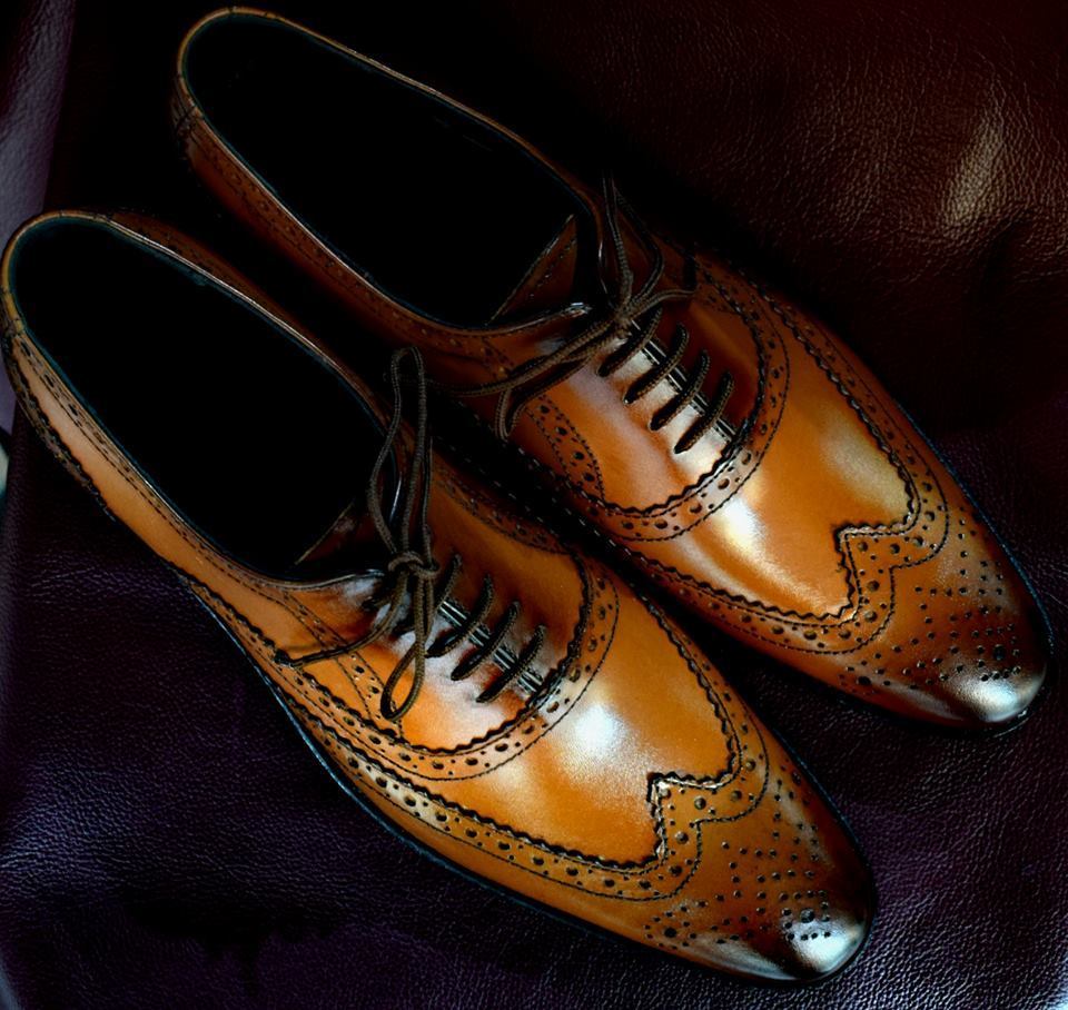 Handmade Mens Tan color wing tip shoes, Men brogue formal shoes, Men dress shoes