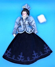 Avon Victorian Porcelain 9&quot; Doll Fashion of American Times Collection Vi... - £10.16 GBP