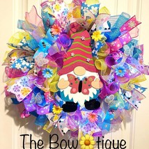 Handmade Spring/ Summer Daisy Butterfly Gnome Prelit Ribbon Wreath 22 in LED W1 - £63.80 GBP