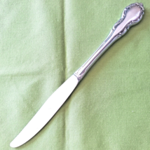 Dinner Knife Oneida Community Stainless Tennyson Pattern 9&quot; Floral - $7.91