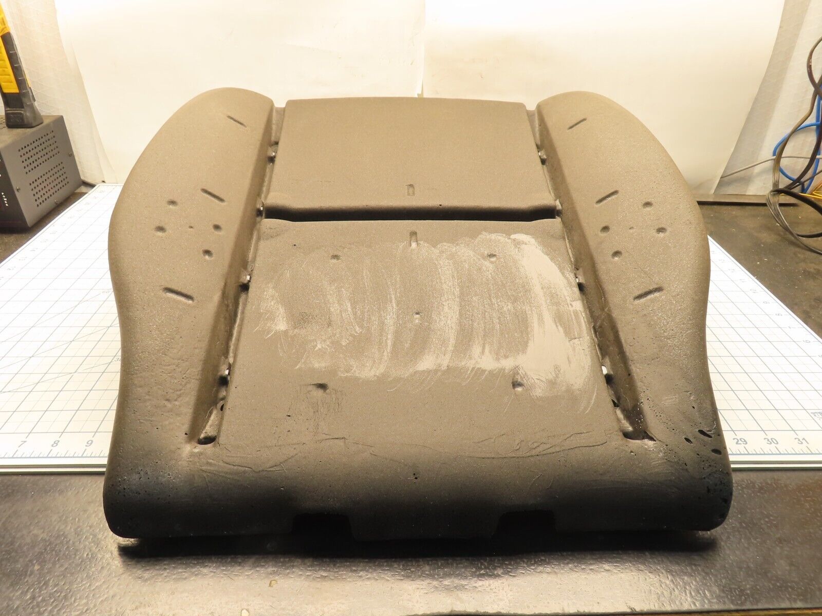 GM 15243904 Front Drivers Bottom Lower Seat Foam Cushion Only General Mo... - $106.41