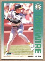 1992 Fleer #262 Mark McGwire Oakland Athletics - $1.75