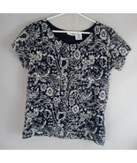 East 5'th Women's Black & White Ruffled Floral Blouse Size Large - $236.68 MXN East 5'th Women's Black & White Ruffled Floral Blouse Size Large - $236.68 MXN