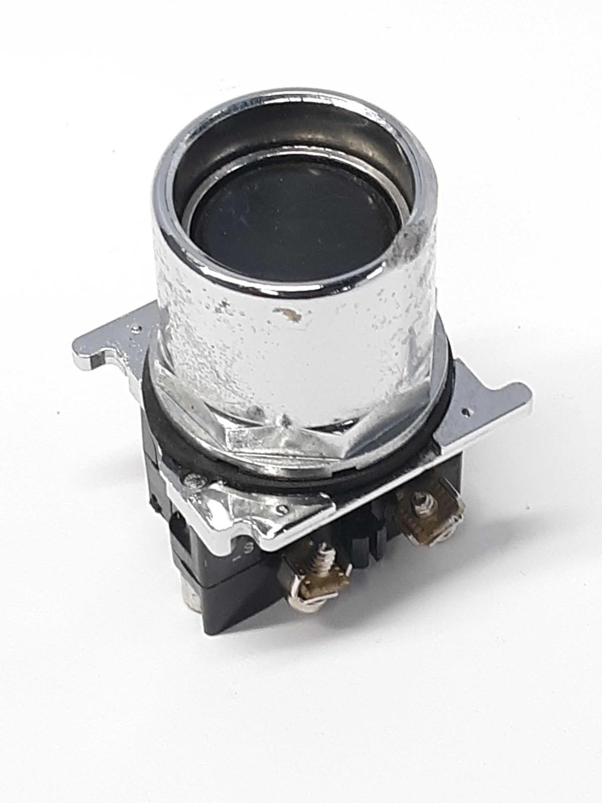 Cutler-Hammer 061390 Push Button Switch  - $7.99