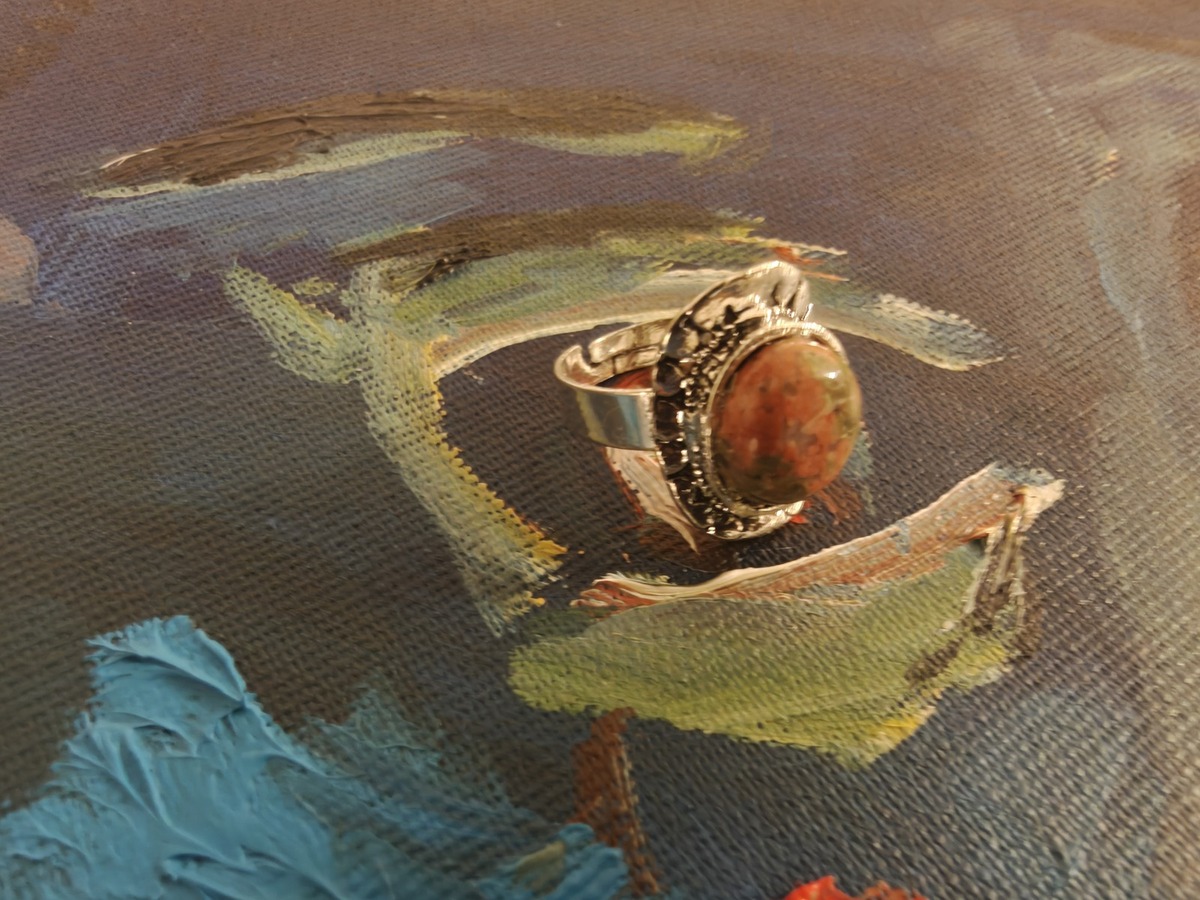 Full-size item image