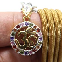 Collier pendentif en cristal coloré avec signe de dieu hindou OM, amulet... - £41.62 GBP