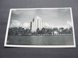 Flamingo Hotel and Yacht Basin, Miami Beach, Florida – 1940s Postcard. - £6.25 GBP