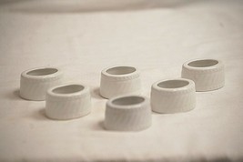 Set of 6 White Ceramic Napkin Rings Oval Shaped Kitchen Tableware - $14.84