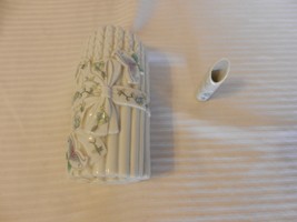 Ceramic Asparagus Trinket Box with Ring Holder from Elizabeth Arden Japan - $50.00