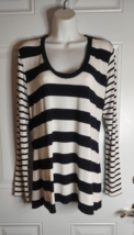 Two by Vince Camuto Long Sleeve Striped Scoop Neck Pullover Tunic Top Bl... - £8.69 GBP