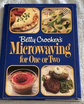 Betty Crocker's Microwaving for One or Two - Hardcover By De Abbott  Ver... - $9.31
