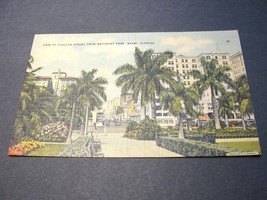 View of Flagler Street from Bayfront Park - Miami, Florida-1940s Linen Postcard. - £7.04 GBP