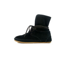 $89 TOMS Shoes 7.5 Black Suede Moccasin Boots &#39;ZAHARA&#39; *LOVELY* SZ 7.5 - £31.08 GBP