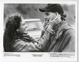 VINTAGE 1991 Dying Young 8x10 Press Photo Julia Roberts Campbell Scott - £11.70 GBP