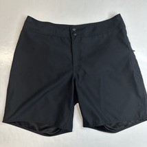 LL Bean Shorts Womens 12 Black Casual/Golf/Walking Polyester Zipper Closure - $17.09
