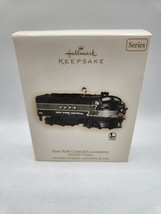 Hallmark Keepsake Ornament Lionel New York Central Locomotive - £4.31 GBP