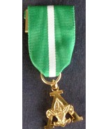 Vintage Boy Scouts of America Award Ribbon Pin – IN ORIGINAL CASE – VGC - $19.79