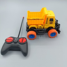 opllchan Radio Controlled Scale Model Vehicles Game RC Remote Control Truck - £23.53 GBP