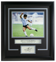 Diego Maradona Encadré 8x10 Argentine Photo Avec / Laser Gravé Signature - £68.64 GBP