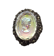 Vintage Reverse Carved IRIDESCENT CAMEO Intaglio Brooch Pendant Cottagecore pink - £47.44 GBP