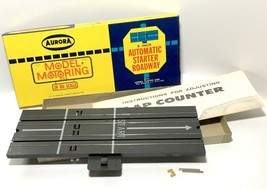 1pc Aurora Slot Car 9&quot; AUTOMATIC STARTER TRACK +Lock Joiners 1507 Boxed ... - £15.00 GBP