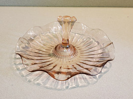 Vintage 7 1/2&quot; Pink Depression Wavy Edge Glass Appetizer Tray with Handle - $14.80